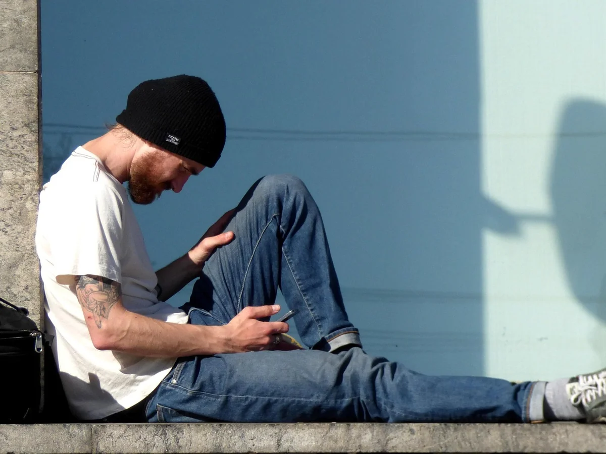 man, reading, mobile, phone, hat, black, beard, young, blue phone, blue reading, blue mobile, blue smartphone, blue telephone - affordable psychic phone readings