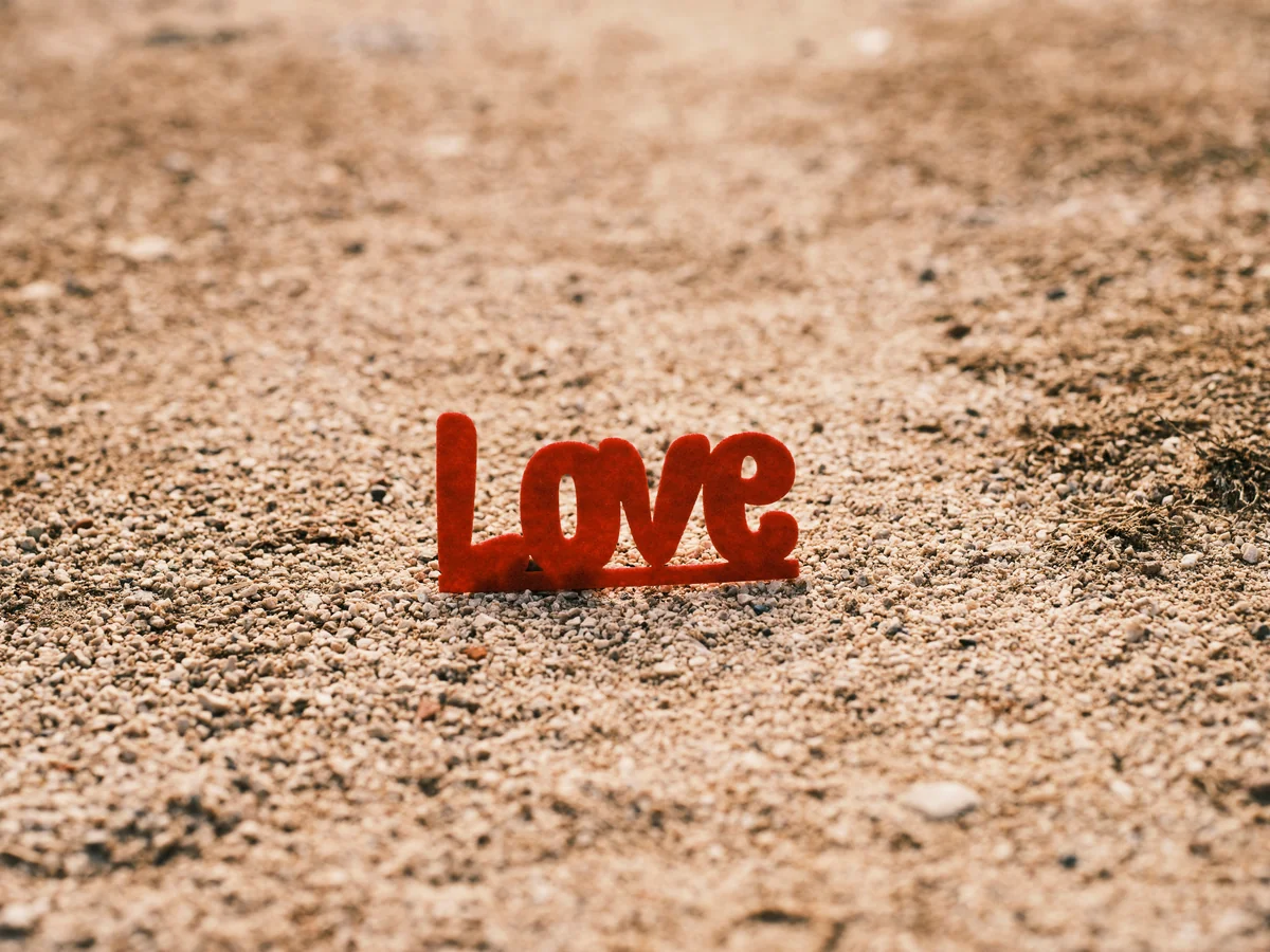 Love background - best clairvoyants for love